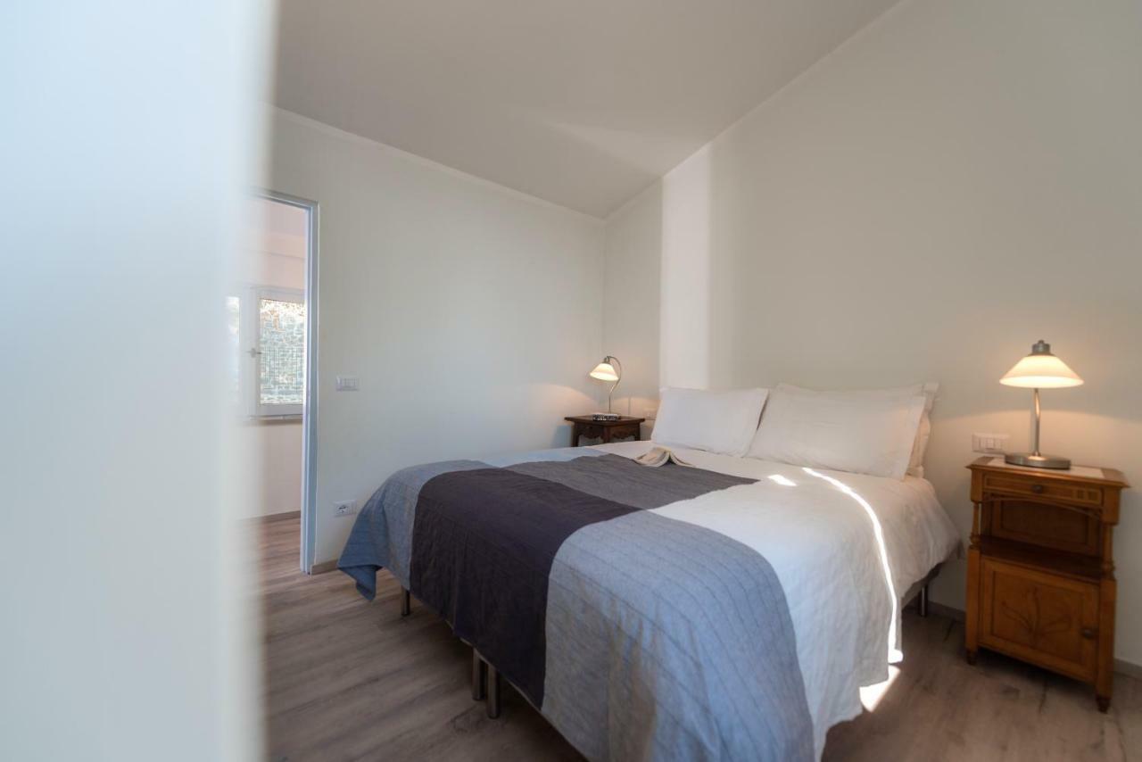 The Loft Apartment Monte del Lago Exterior foto